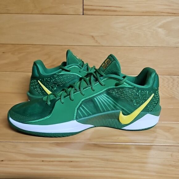 Nike Sabrina 2 Oregon Ducks Apple Green Yellow Strike Basketball Shoe HQ4344-300 - Picture 8 of 11